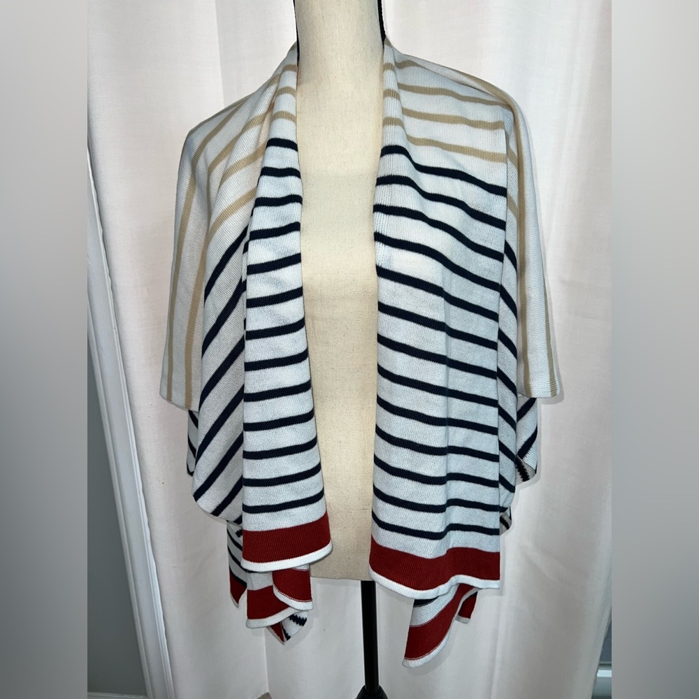 EUC Simply Noelle Poncho Cover Up Women One Size